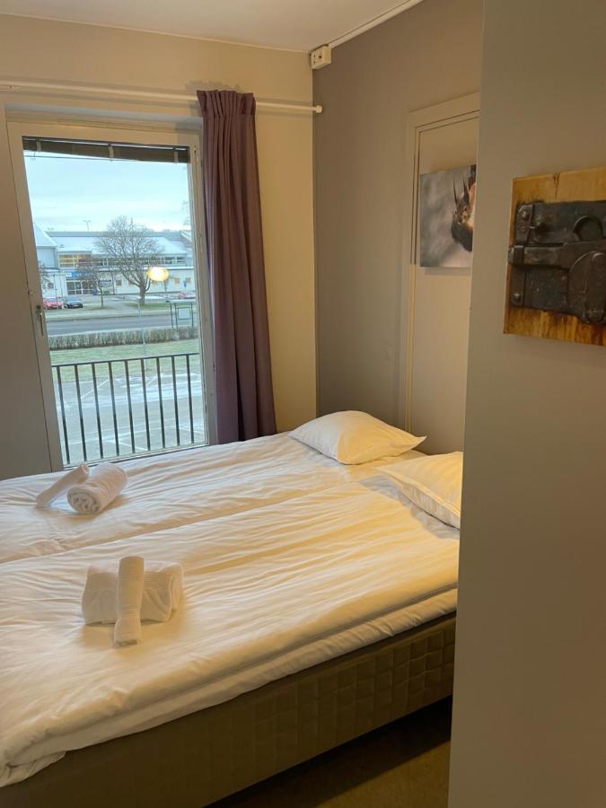 Broholm Bed&Breakfast Lidköping エクステリア 写真