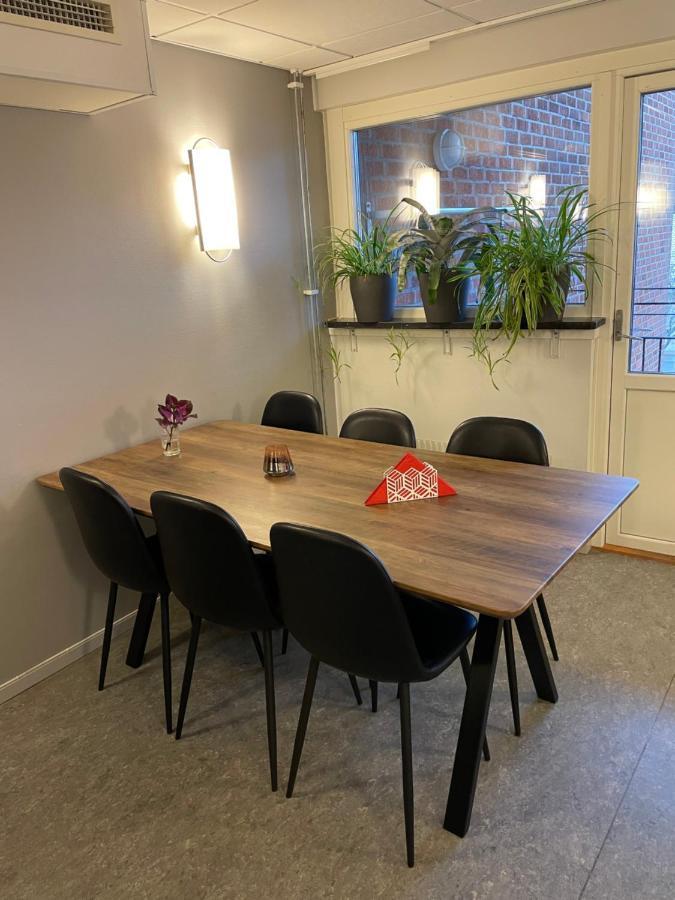 Broholm Bed&Breakfast Lidköping エクステリア 写真